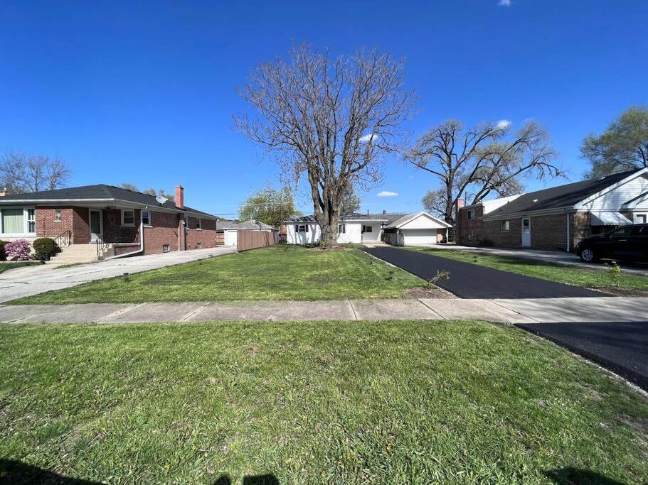 הוילה קליומט סיטי Modern 3Bed 2Bath Ranch With Diy Art Porch 3Tvs And Huge Front Yard To Enjoy! מראה חיצוני תמונה